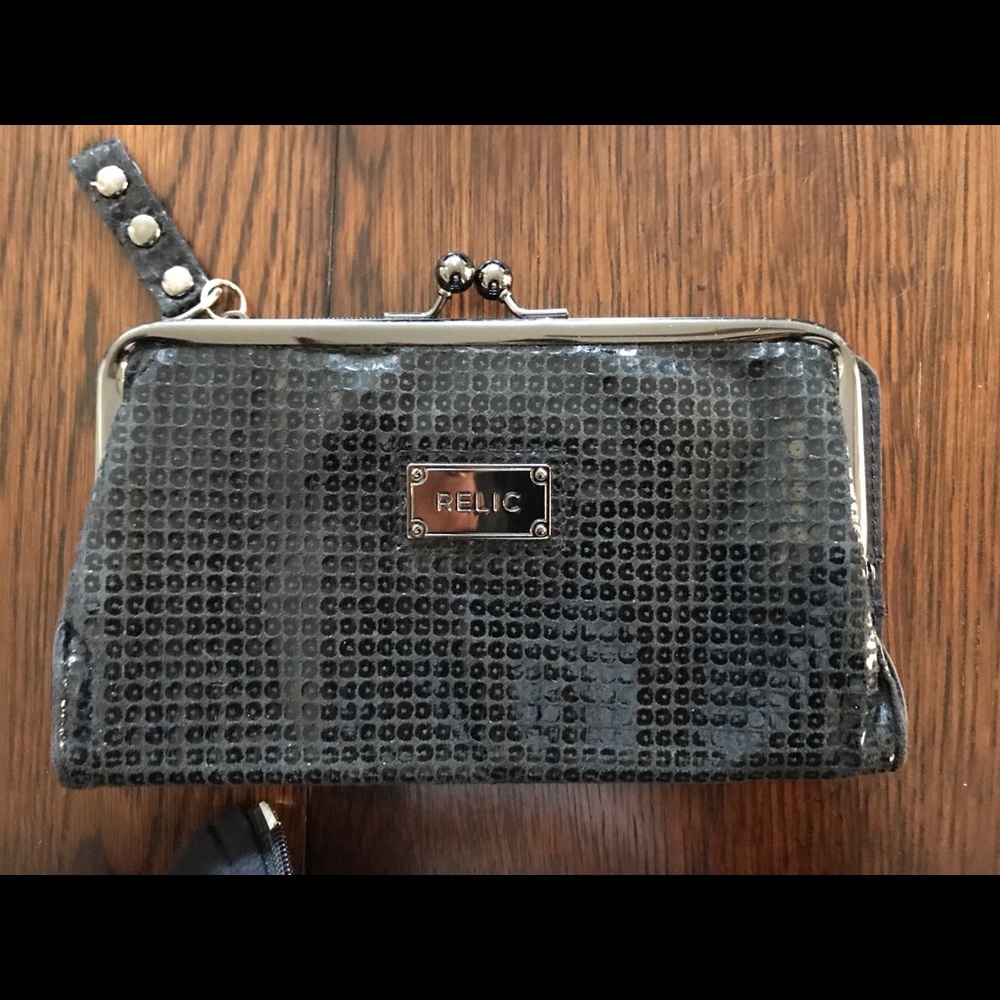 Relic black sparkly beaded clutch